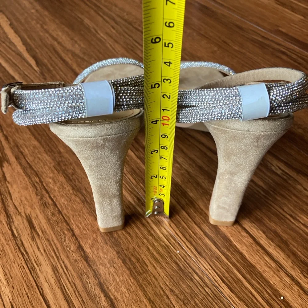 Lisa Vicky size 8 Tan 4” Heels with Rhinestone Straps - Picture 5 of 7
